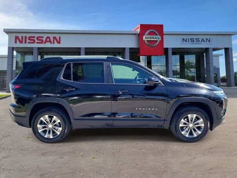 Used 2025 Chevrolet Equinox LT w/ Convenience Package II AWD/4WD image 3