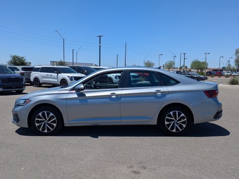 Used 2024 Volkswagen Jetta S FWD image 2
