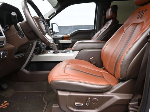 Used 2018 Ford F150 King Ranch w/ Equipment Group 601A Luxury AWD/4WD image 19