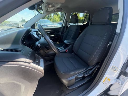 Used 2024 GMC Terrain SLE FWD image 37