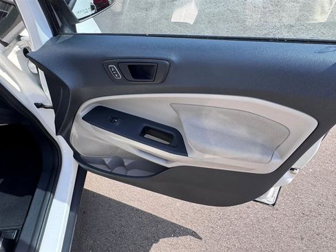 Used 2018 Ford EcoSport S FWD image 32