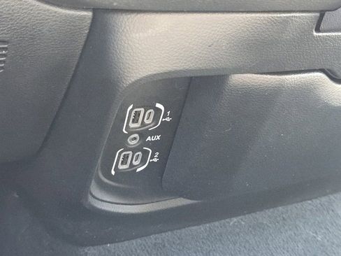 Used 2021 RAM 1500 Big Horn AWD/4WD image 31