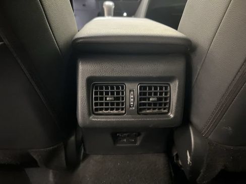 Used 2026 Toyota Camry Hybrid w/ Multimedia Upgrade Package FWD image 20