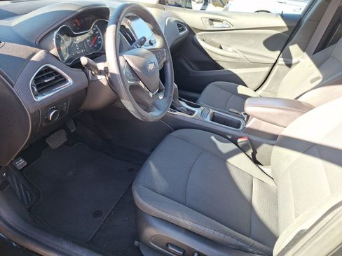 Used 2017 Chevrolet Cruze LT w/ Convenience Package image 15