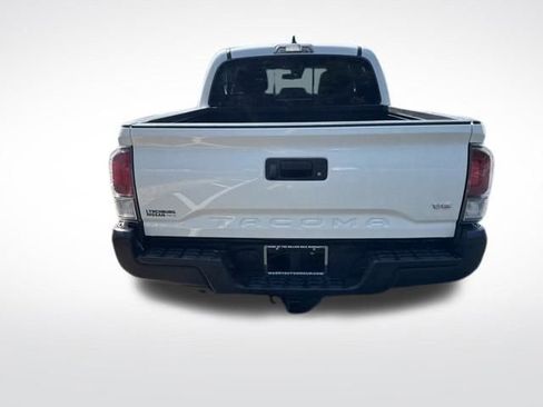 Used 2023 Toyota Tacoma TRD Off-Road image 5