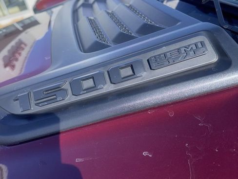 Used 2022 RAM 1500 Limited w/ Night Edition image 5