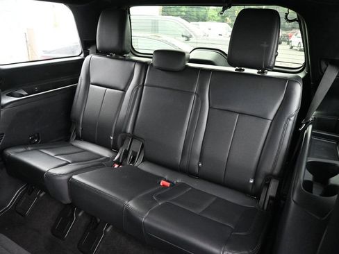 Used 2019 Ford Expedition XLT w/ Equipment Group 202A RWD image 13
