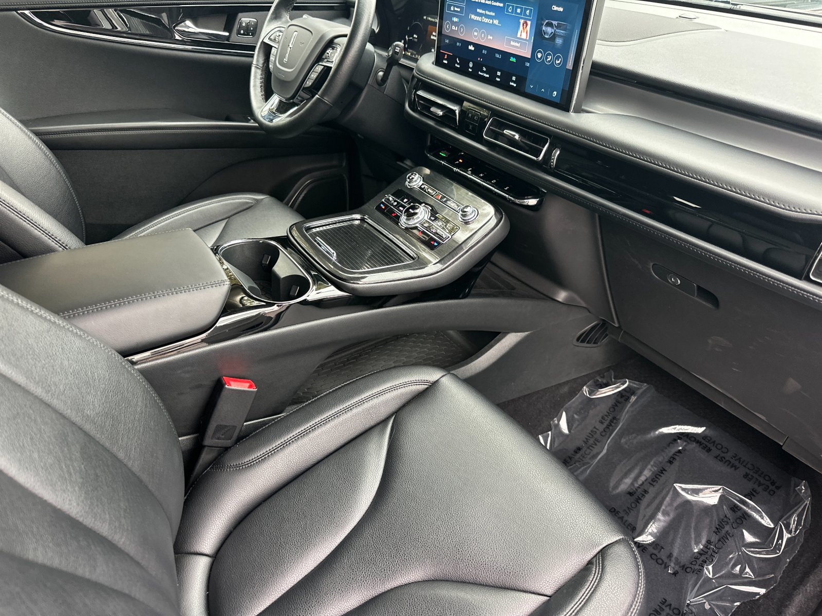 Certified 2023 Lincoln Nautilus FWD w/ Premium Package image 15