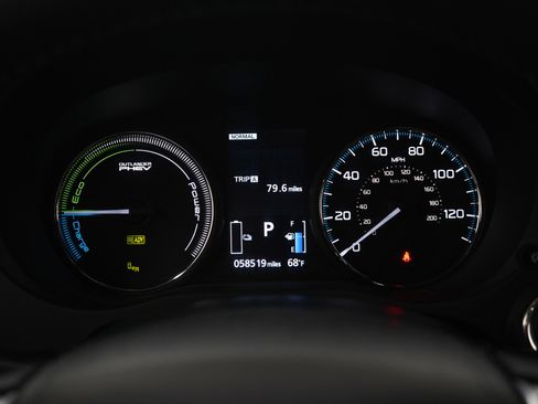 Used 2019 Mitsubishi Outlander GT image 24