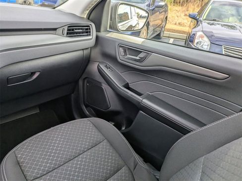 Used 2025 Ford Escape Active image 12