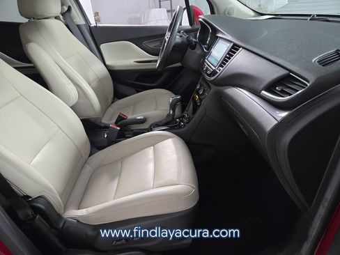 Used 2020 Buick Encore Essence w/ Experience Buick Package AWD/4WD image 17