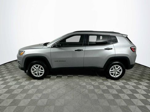 Used 2021 Jeep Compass Sport AWD/4WD image 4