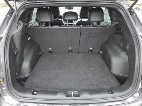 Used 2023 Jeep Compass Latitude w/ Convenience Group image 19