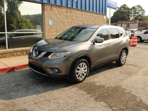 Used 2015 Nissan Rogue S FWD image 3