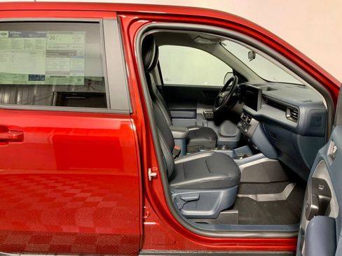 New 2026 Ford Maverick Lariat w/ Black Appearance Package image 34