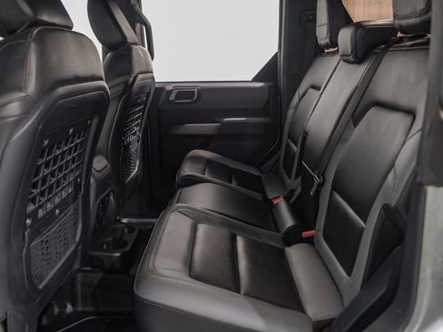 Used 2023 Ford Bronco Black Diamond image 41