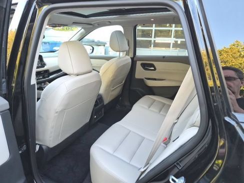 Used 2023 Nissan Rogue SL w/ SL Premium Package AWD/4WD image 15