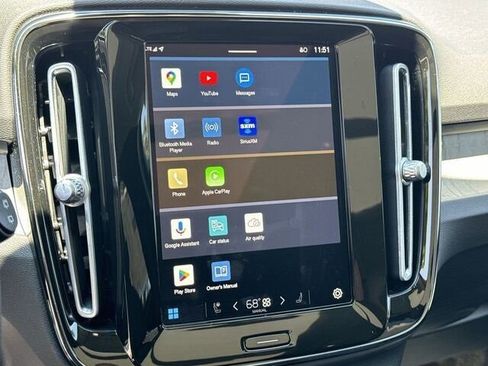 New 2024 Volvo XC40 B5 Ultimate w/ Climate Package image 11