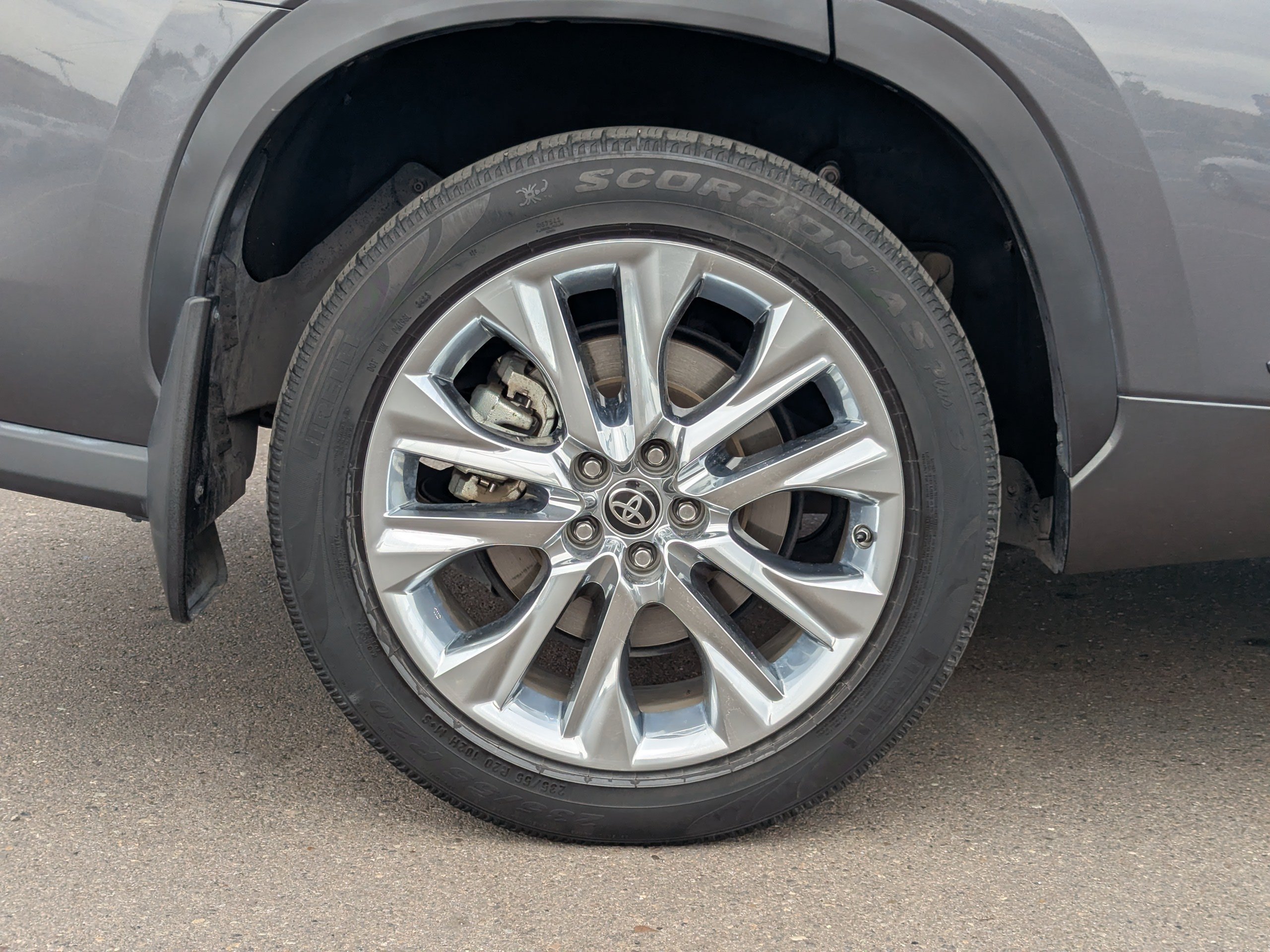 Used 2023 Toyota Highlander Limited AWD/4WD image 47