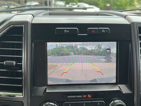 Used 2016 Ford F150 XLT w/ Equipment Group 302A Luxury AWD/4WD image 39