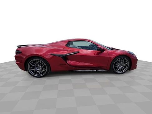 Used 2025 Chevrolet Corvette Z06 RWD image 9