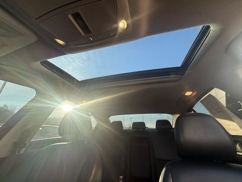 Used 2015 INFINITI Q50 Premium w/ All Weather Package image 21