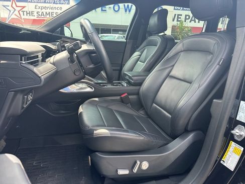 Certified 2024 Lincoln Nautilus Premier w/ Jet Appearance Package AWD/4WD image 14