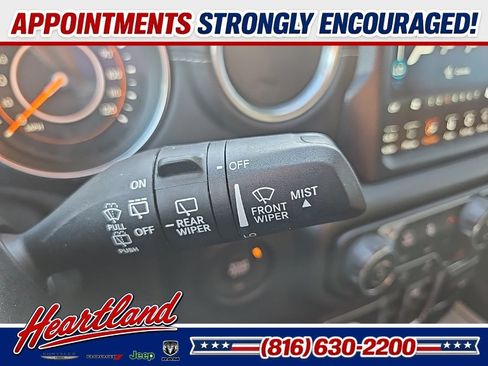 Used 2018 Jeep Wrangler Unlimited Sahara AWD/4WD image 43