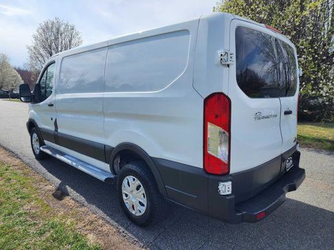 Used 2016 Ford Transit 250 130 Low Roof w/ Exterior Upgrade Package image 8