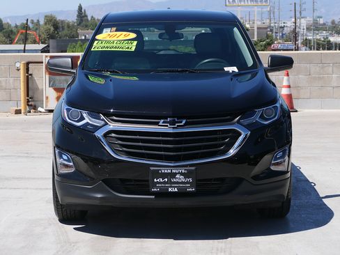 Used 2019 Chevrolet Equinox LS w/ LPO, Cargo Package FWD image 8