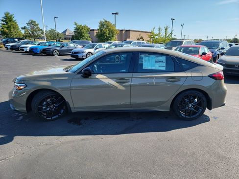 Used 2026 Honda Civic Sport image 4