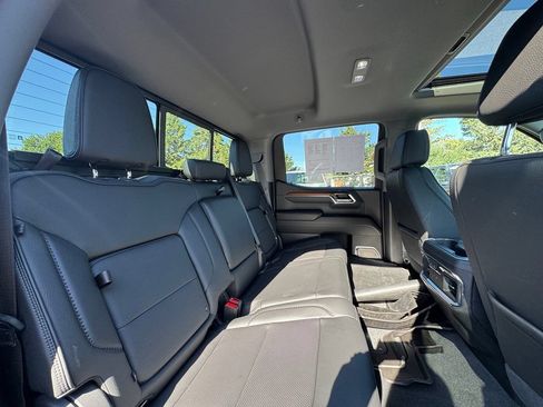 Used 2024 GMC Sierra 1500 Denali AWD/4WD image 42