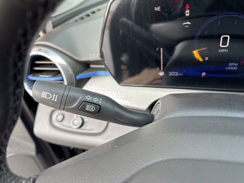 New 2026 Chevrolet Trax LT w/ Driver Confidence Package FWD image 19