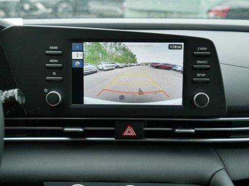 New 2026 Hyundai Elantra SE FWD image 10