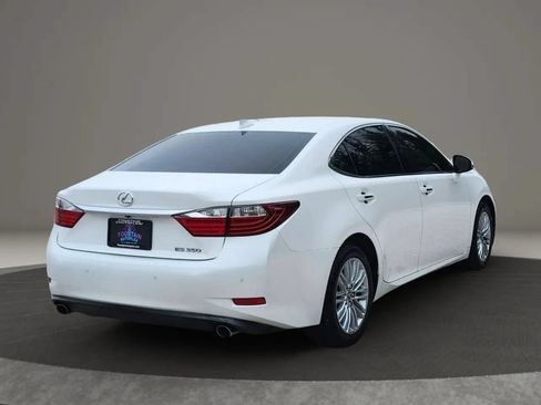 Used 2015 Lexus ES 350 w/ Luxury Package FWD image 6