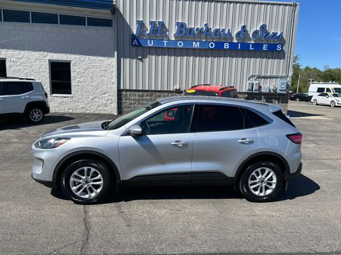 Used 2020 Ford Escape SE AWD/4WD image 6