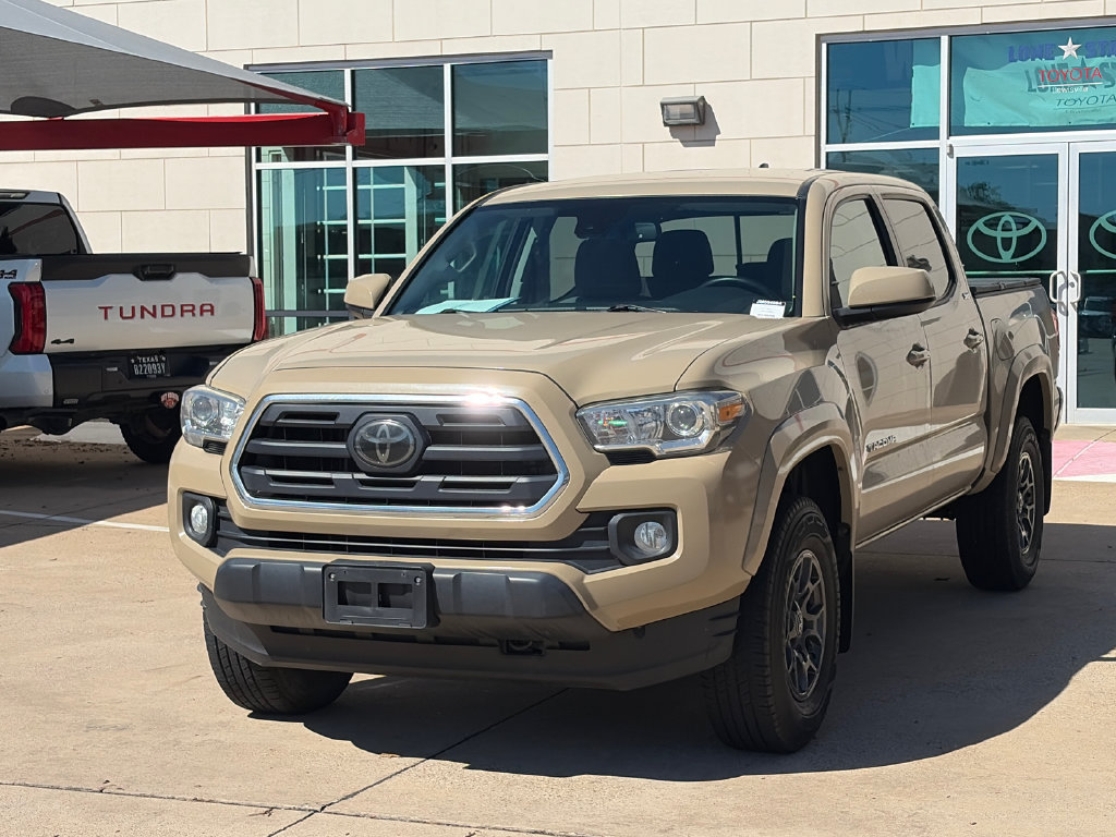 Used 2018 Toyota Tacoma SR5 RWD image 4