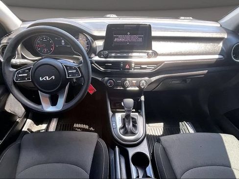 Used 2023 Kia Forte LXS FWD image 13