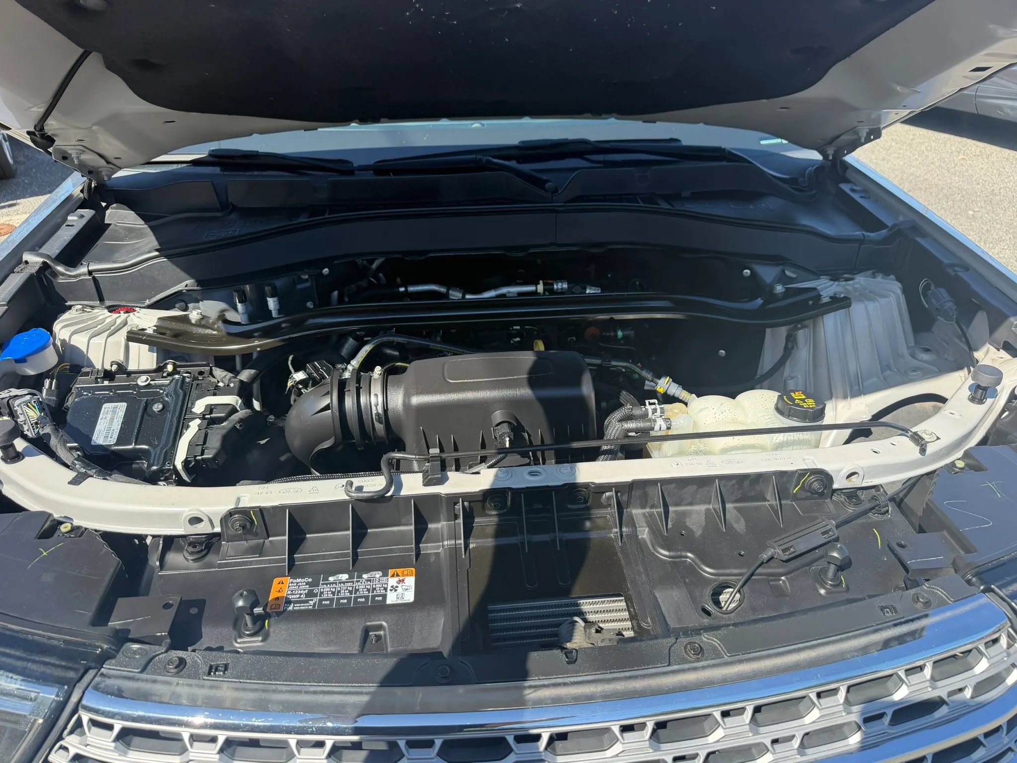 Used 2021 Ford Explorer Limited AWD/4WD image 24