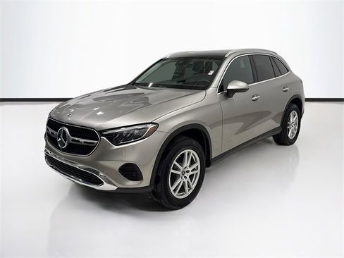 Certified 2023 Mercedes-Benz GLC 300 GLC 300 image 1