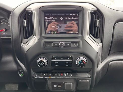 Used 2025 Chevrolet Silverado 1500 Custom image 18