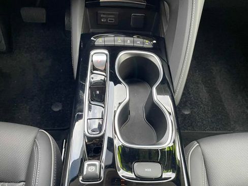 Certified 2023 Buick Envision Avenir FWD image 11