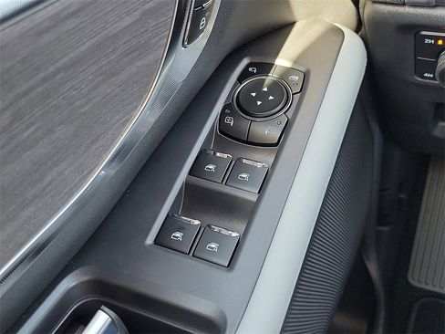 New 2025 Ford Expedition Max Platinum w/ Platinum Ultimate Package image 14