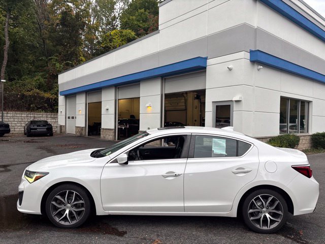 Used 2019 Acura ILX w/ Premium Package FWD image 3
