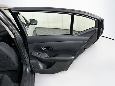 Used 2024 Nissan Sentra SV image 27