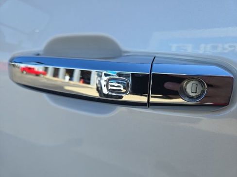 Used 2023 Chevrolet Silverado 3500 High Country w/ Safety Package II image 25