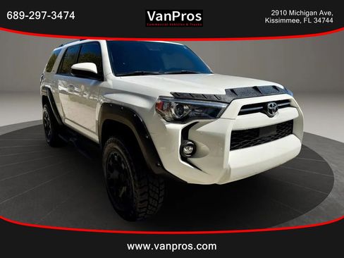 Used 2024 Toyota 4Runner SR5 image 3