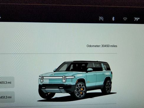 Used 2024 Rivian R1S Adventure AWD/4WD image 16