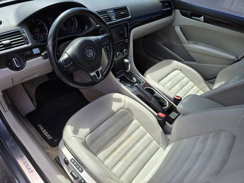 Used 2014 Volkswagen Passat TDI SEL Premium FWD image 14