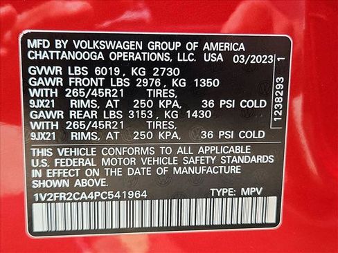 Used 2023 Volkswagen Atlas SEL Premium AWD/4WD image 28